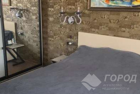 Продам 3-х кімнатну квартиру, Рогань, Роганский ж/м, Код: 702067/6