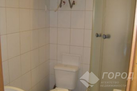 Сдам гостинку, Центральный рынок, Локомотив, Код: 702103/1