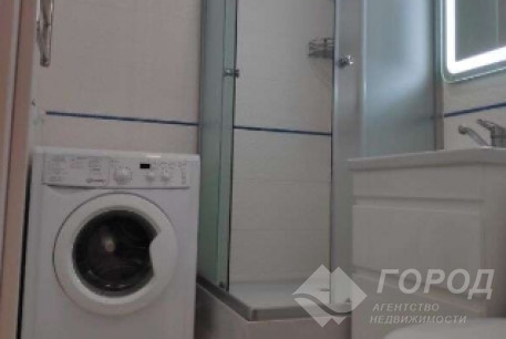 Продам 1-кімнатну квартиру, Новые дома, Маршала Жукова метро (Дворец спорта), Код: 702776/5