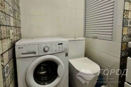 Продам 1-кімнатну квартиру, Гагарина проспект, Метростроителей метро, Код: 702776/7