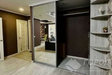 Продам 1-кімнатну квартиру, Гагарина проспект, Метростроителей метро, Код: 702776/7