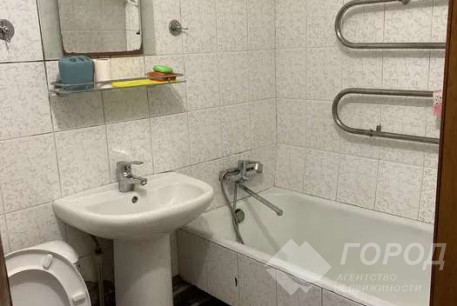 Сдам 2-х кімнатну квартиру, Центр, Код: 702888/3