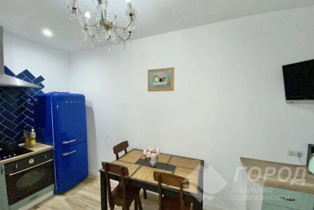 Продам 2-х кімнатну квартиру, ХТЗ, Пролетарская метро (Индустриальная), Код: 702937/10