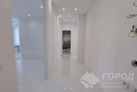 Продам 3-х кімнатну квартиру, Новые дома, Код: 702949/15