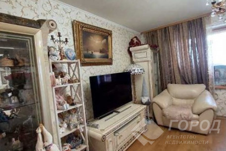 Продам 4-х кімнатну квартиру, Новые дома, Коммунальный рынок, Код: 702949/32