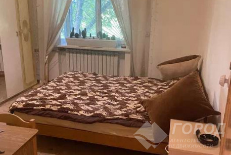 Продам 2-х кімнатну квартиру, Гагарина проспект, Защитников Украины метро (Площадь Восстания), Код: 703011/2