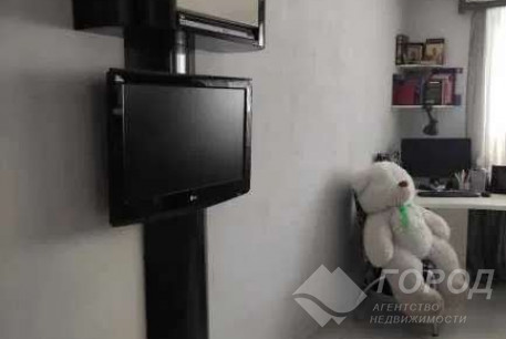 Продам 1-кімнатну квартиру, Новые дома, Коммунальный рынок, Код: 703072/2