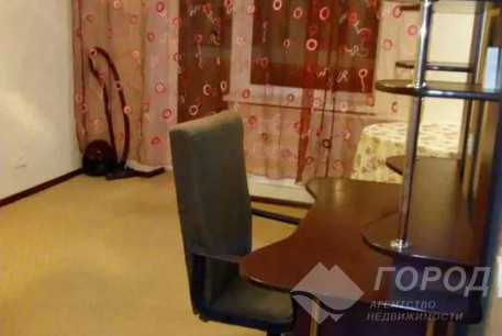 Продам 1-кімнатну квартиру, ХТЗ, Пролетарская метро (Индустриальная), Код: 703975/4