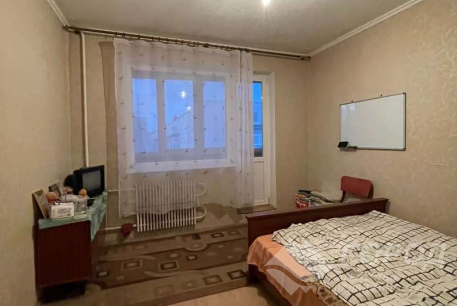 Продам 4-х кімнатну квартиру, Салтовка, 522 м/р, Код: 704210/3