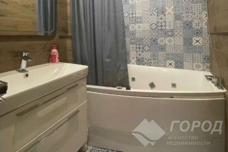 Продам 5-и кімнатну квартиру, Центр, Площадь Конституции метро (Советская), Код: 704210/37