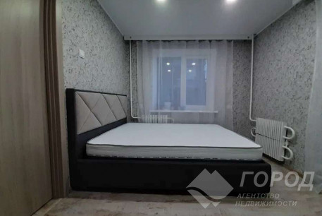 Продам 3-х кімнатну квартиру, Основа, Код: 704267/2