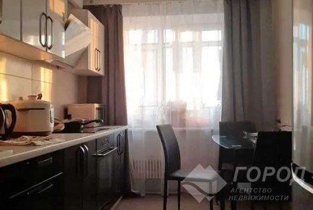 Продам 3-х кімнатну квартиру, Основа, Код: 704267/2