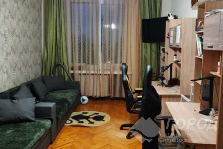 Продам 2-х кімнатну квартиру, Гагарина проспект, Конный рынок, Код: 704840/57