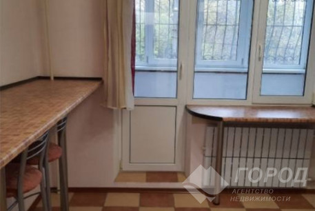 Продам 1-кімнатну квартиру, Сосновая Горка, Научная метро, Код: 704840/92