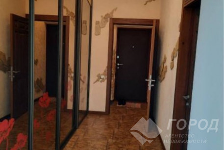 Продам 3-х кімнатну квартиру в новобудові, Центр, Код: 704840/93