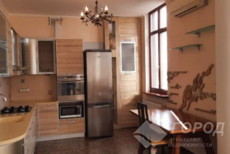 Продам 3-х кімнатну квартиру в новобудові, Центр, Код: 704840/93
