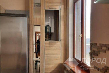 Продам 3-х кімнатну квартиру в новобудові, Центр, Код: 704840/93