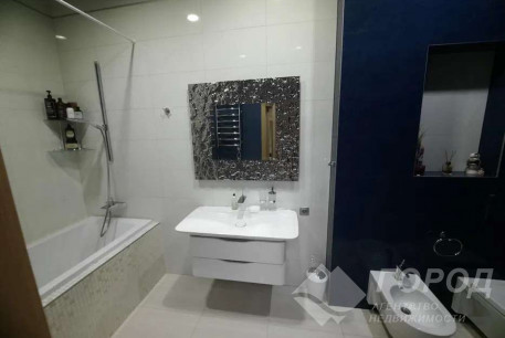 Продам 3-х кімнатну квартиру в новобудові, Центр, Исторический Музей метро, Код: 706078/7