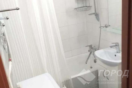 Продам 2-х кімнатну квартиру, Новые дома, Коммунальный рынок, Код: 706732/1