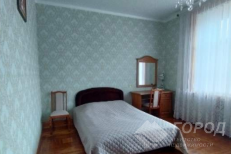 Продам 3-х кімнатну квартиру, Центральный рынок, Код: 709093/3