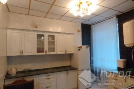 Продам 3-х кімнатну квартиру, Центральный рынок, Код: 709093/3