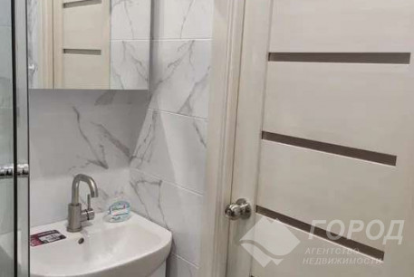 Продам гостинку, ХТЗ, Код: 709300/2