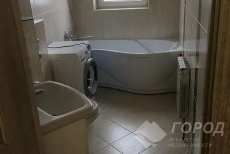 Сдам 2-х кімнатну квартиру в новобудові, Центр, Код: 709764/5