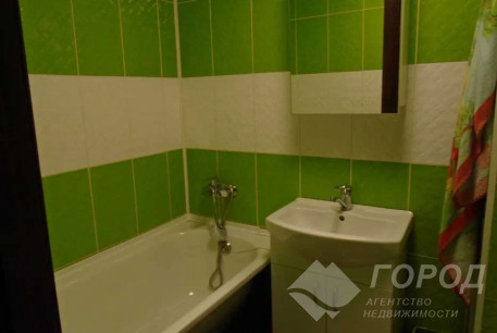 Сдам гостинку, Гагарина проспект, Защитников Украины метро (Площадь Восстания), Код: 710163/1