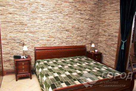 Продам 2-х кімнатну квартиру, Центр, Кинотеатр Зирка, Код: 710877/1