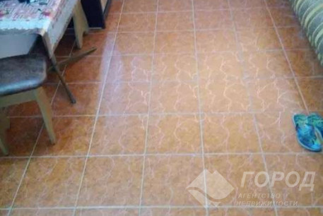 Сдам гостинку, Центральный рынок, Код: 711028/3