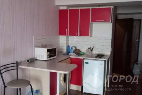 Сдам гостинку, Центральный рынок, Код: 713207/2