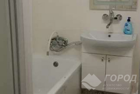 Продам 1-кімнатну квартиру, Новые дома, Армейская метро (Советской Армии), Код: 713383/4