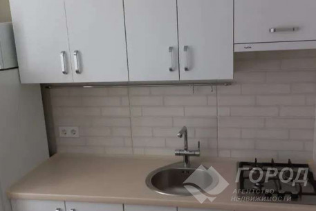 Продам 1-кімнатну квартиру, Новые дома, Армейская метро (Советской Армии), Код: 713383/4