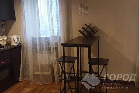 Продам 2-х кімнатну квартиру, Сосновая Горка, Павловка, Код: 713698/2