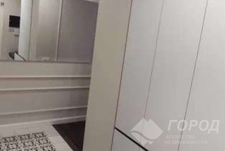 Сдам 1-кімнатну квартиру в новобудові, Центральный рынок, Код: 714815/5