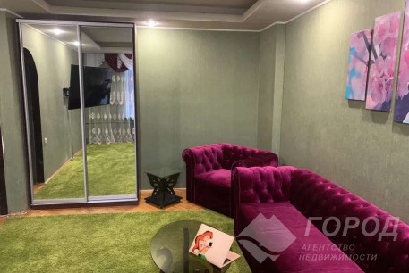 Продам 2-х кімнатну квартиру, Центр, Площадь Конституции метро (Советская), Код: 715039/4