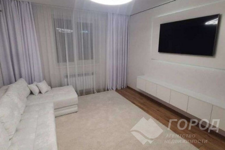 Продам 1-кімнатну квартиру в новобудові, Центральный рынок, Код: 715457/4