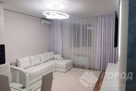Продам 1-кімнатну квартиру в новобудові, Центральный рынок, Код: 715457/4