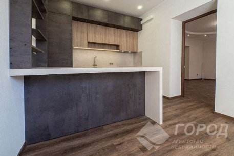 Продам 3-х кімнатну квартиру, Центр, Архитектора Бекетова метро, Код: 716771/3