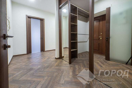 Продам 3-х кімнатну квартиру, Центр, Архитектора Бекетова метро, Код: 716771/3