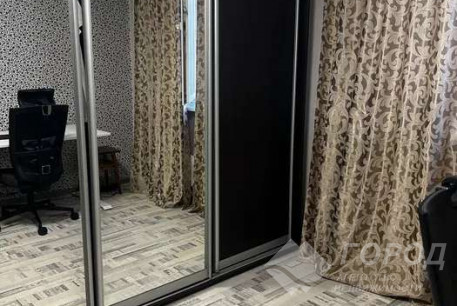 Продам 3-х кімнатну квартиру, Аэропорт, Код: 718006/2