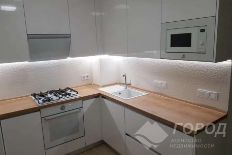 Продам 3-х кімнатну квартиру, ХТЗ, Масельского метро, Код: 719205/4