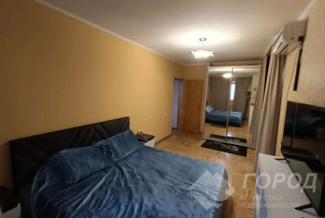 Продам 3-х кімнатну квартиру, Салтовка, ТРК Украина, Код: 719942/2