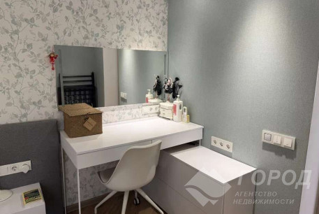 Продам 3-х кімнатну квартиру, Центральный рынок, Код: 720244/3