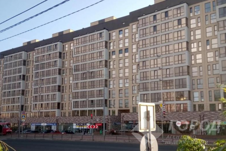 Продам 2-х кімнатну квартиру в новобудові, Центр, Код: 720546/5