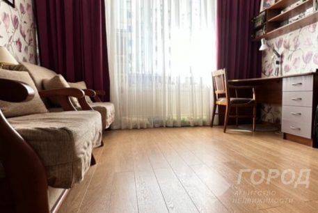 Продам 3-х кімнатну квартиру в новобудові, Алексеевка, Код: 720677/14