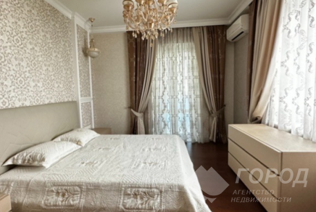 Продам 2-х кімнатну квартиру в новобудові, Центр, Код: 720677/18