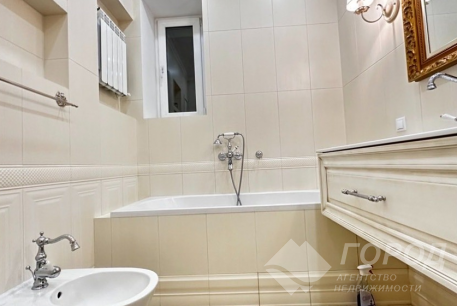 Продам 2-х кімнатну квартиру в новобудові, Центр, Код: 720677/20