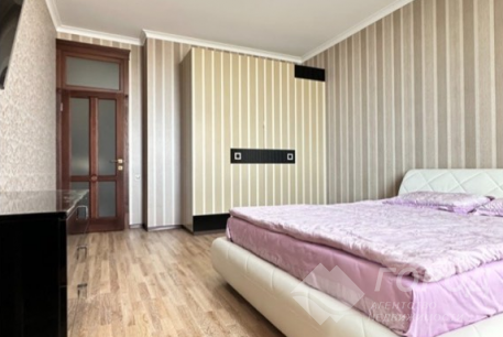 Продам 2-х кімнатну квартиру в новобудові, Павлово поле, Код: 720677/23