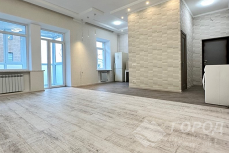 Продам 1-кімнатну квартиру в новобудові, Центр, Код: 720677/25